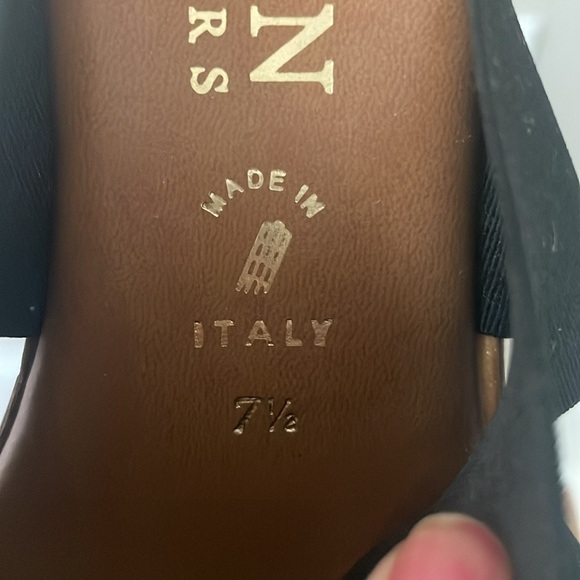 Cute wedges! - Picture 4 of 5